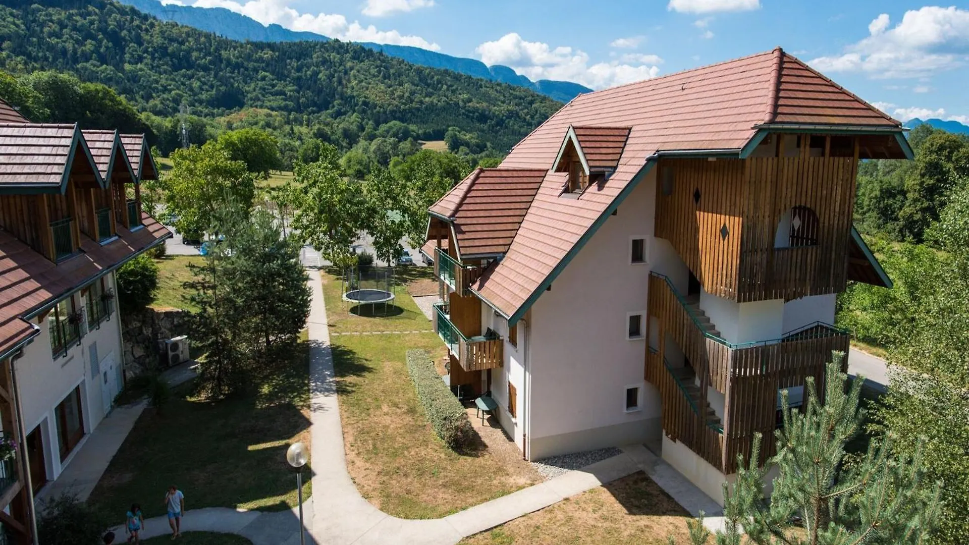 Great Holiday Home Near Lake Annecy Giez