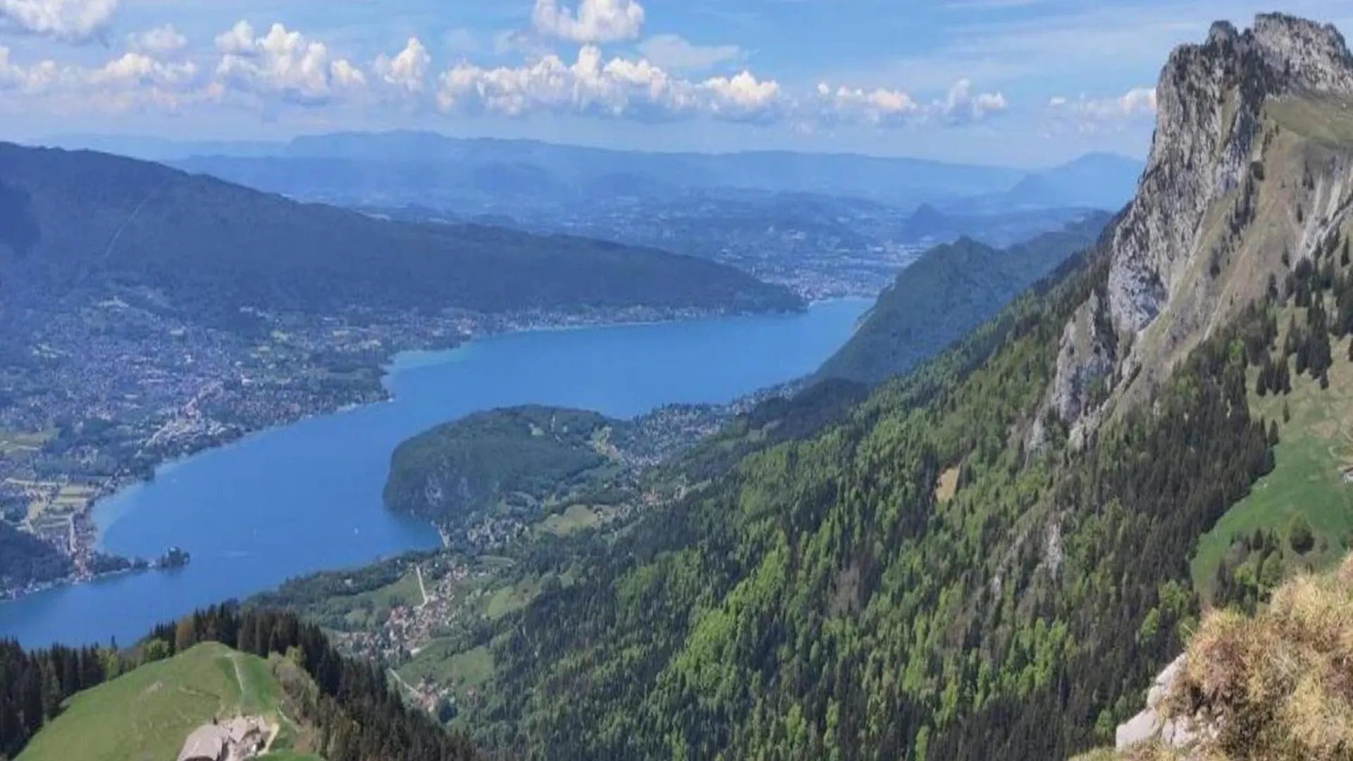 Lägenhet Great Holiday Home Near Lake Annecy Giez Frankrike